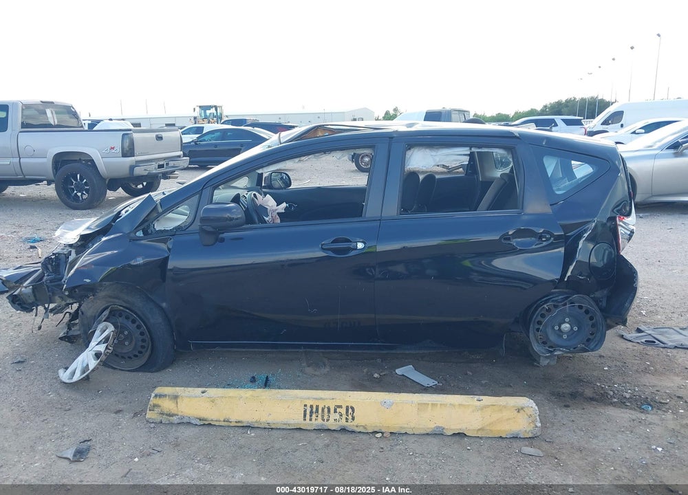 2014 NISSAN VERSA NOTE VIN: 3N1CE2CP0EL385883
