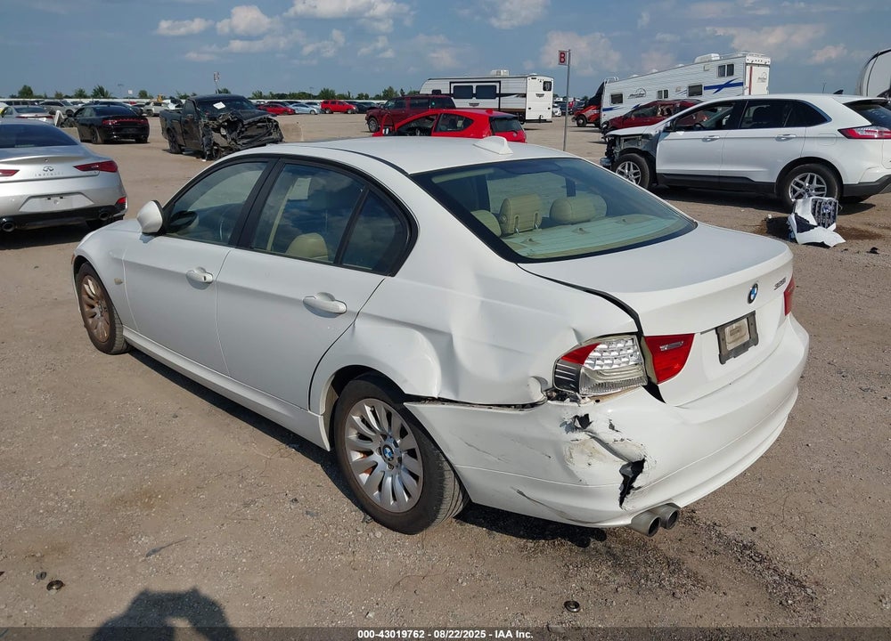 2009 BMW 3 SERIES VIN: WBAPH73599A173835