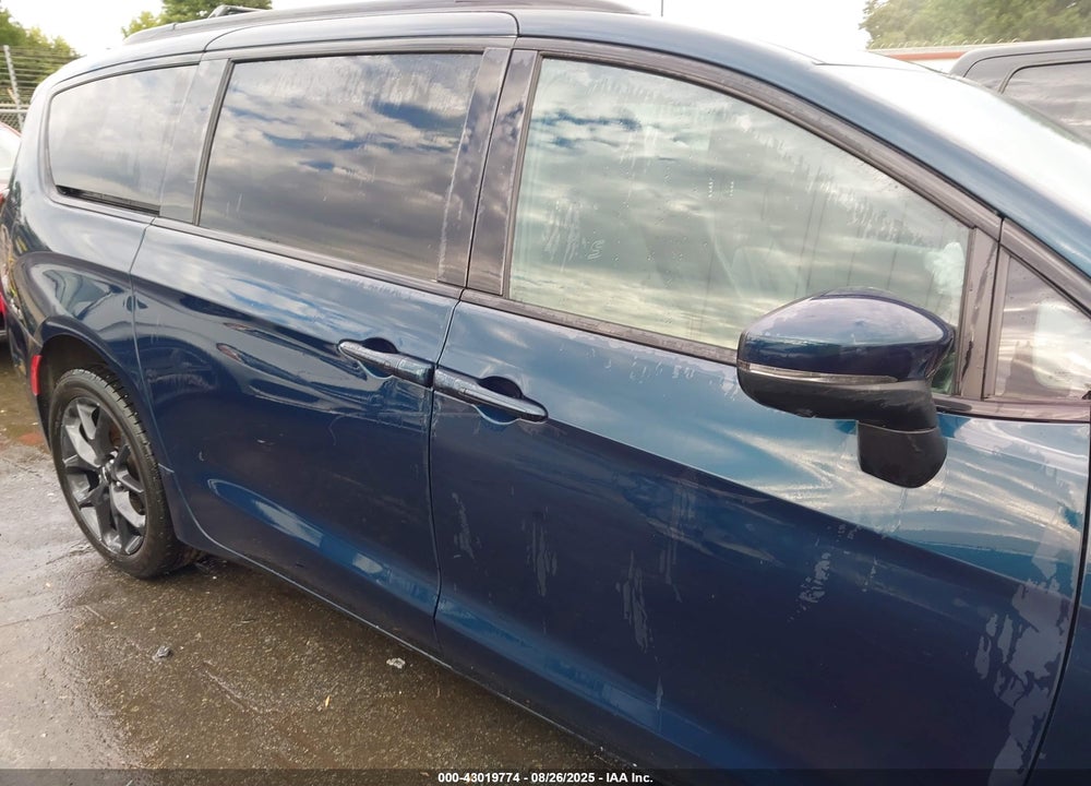 2023 CHRYSLER PACIFICA TOURING L AWD VIN: 2C4RC3BG6PR544660