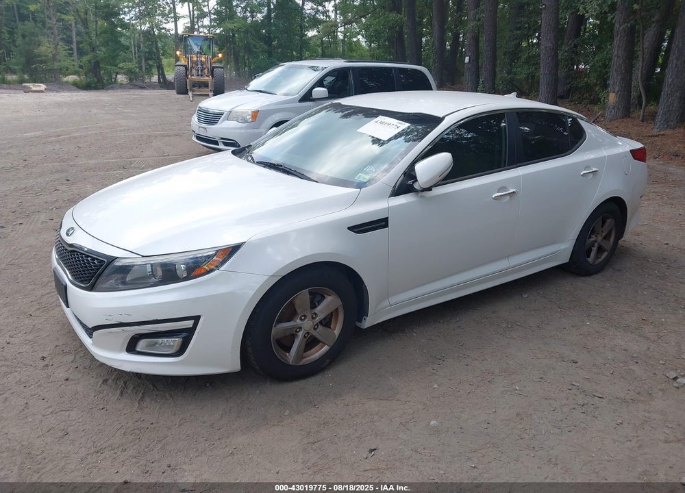 2015 KIA OPTIMA VIN: KNAGM4A71F5611444