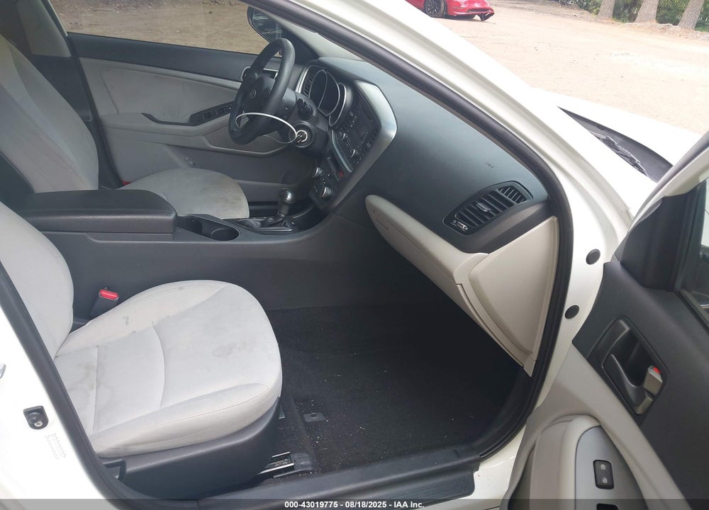 2015 KIA OPTIMA VIN: KNAGM4A71F5611444