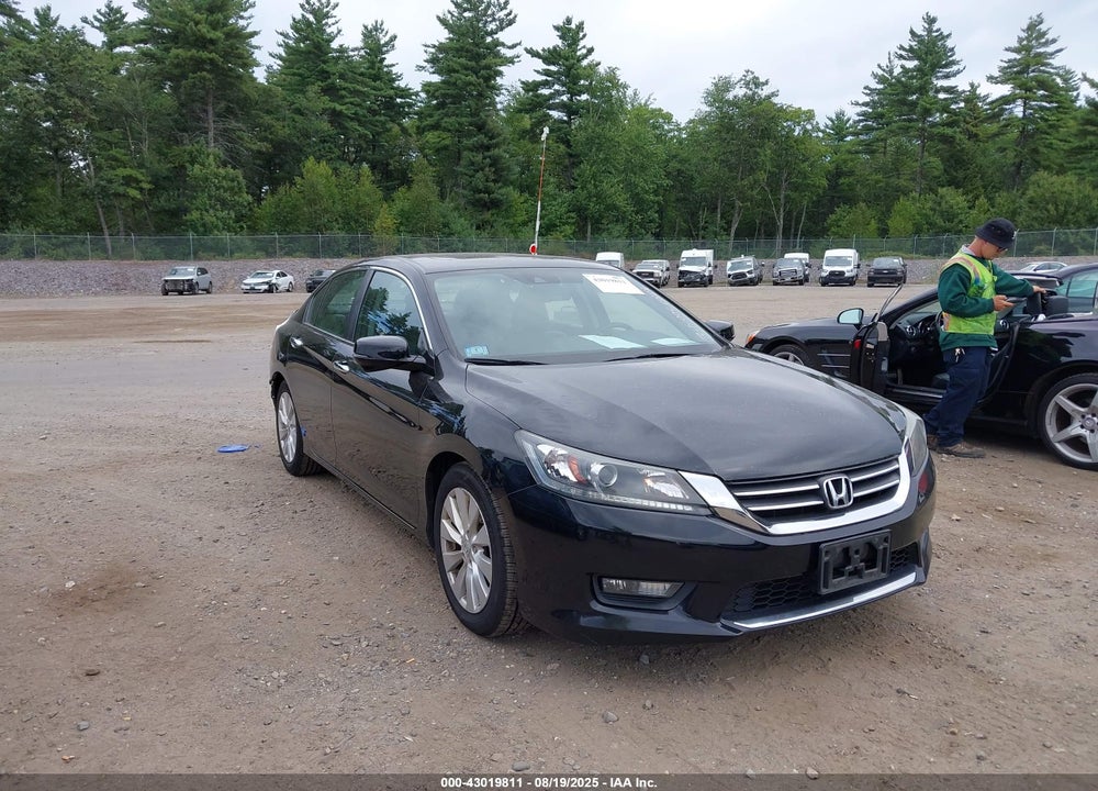 2014 HONDA ACCORD EX-L VIN: 1HGCR2F85EA217686