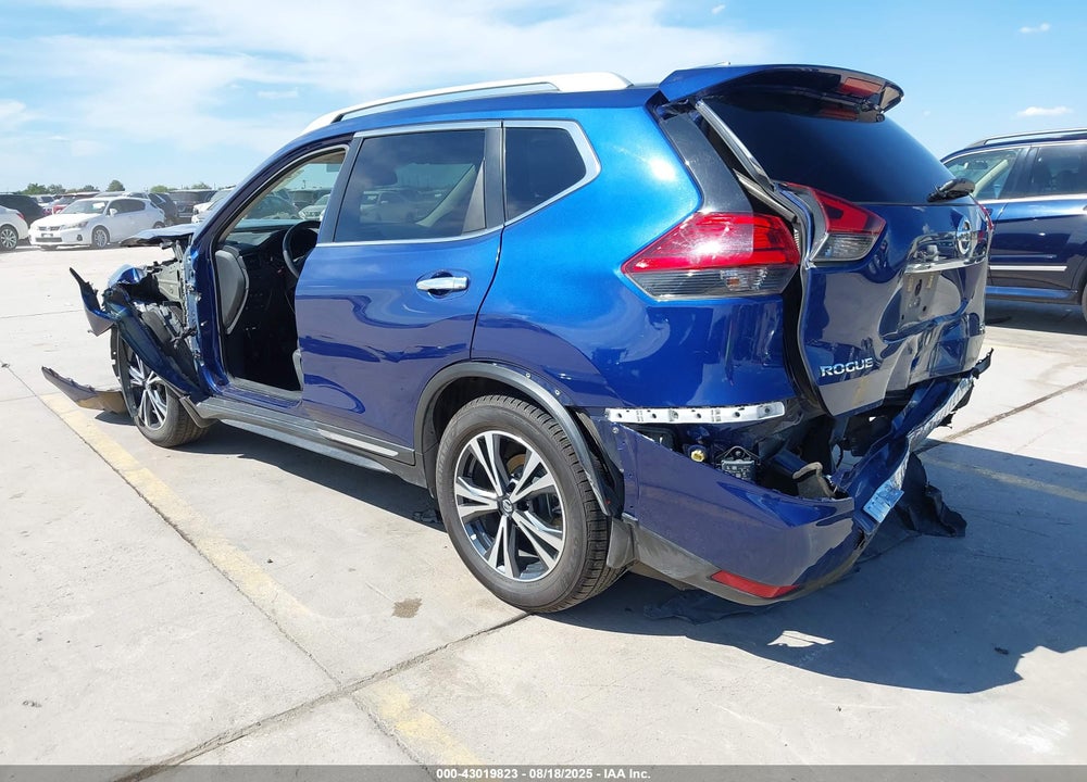 2017 NISSAN ROGUE VIN: 5N1AT2MT0HC871076