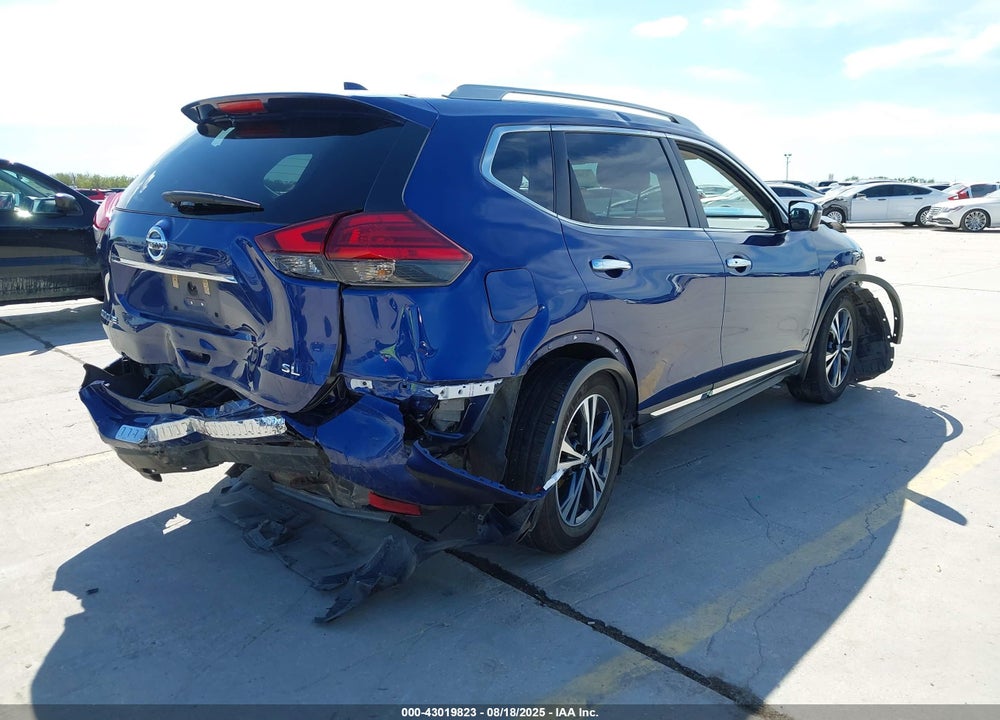 2017 NISSAN ROGUE VIN: 5N1AT2MT0HC871076
