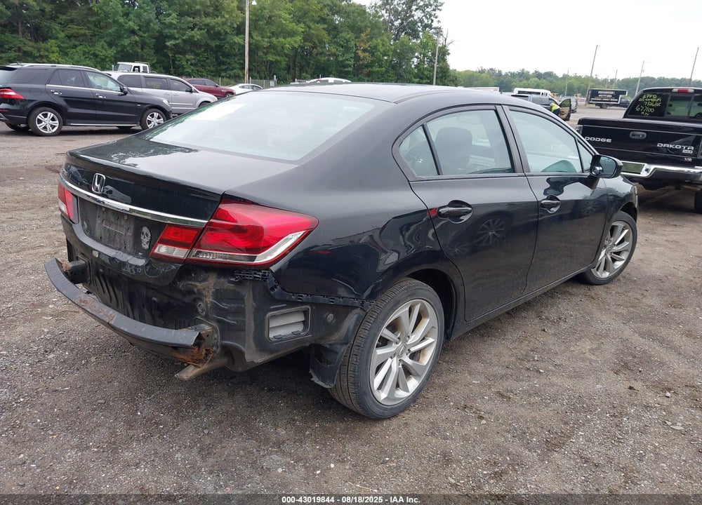 2015 HONDA CIVIC LX VIN: 19XFB2F55FE283403