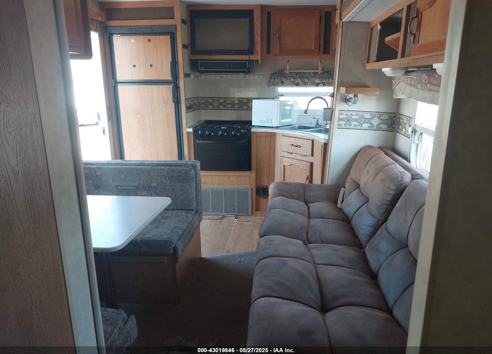 2005 FOREST RIVER SALEM VIN: 4X4TSMA295R392908