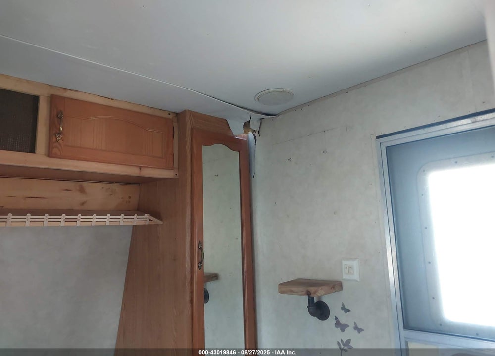 2005 FOREST RIVER SALEM VIN: 4X4TSMA295R392908