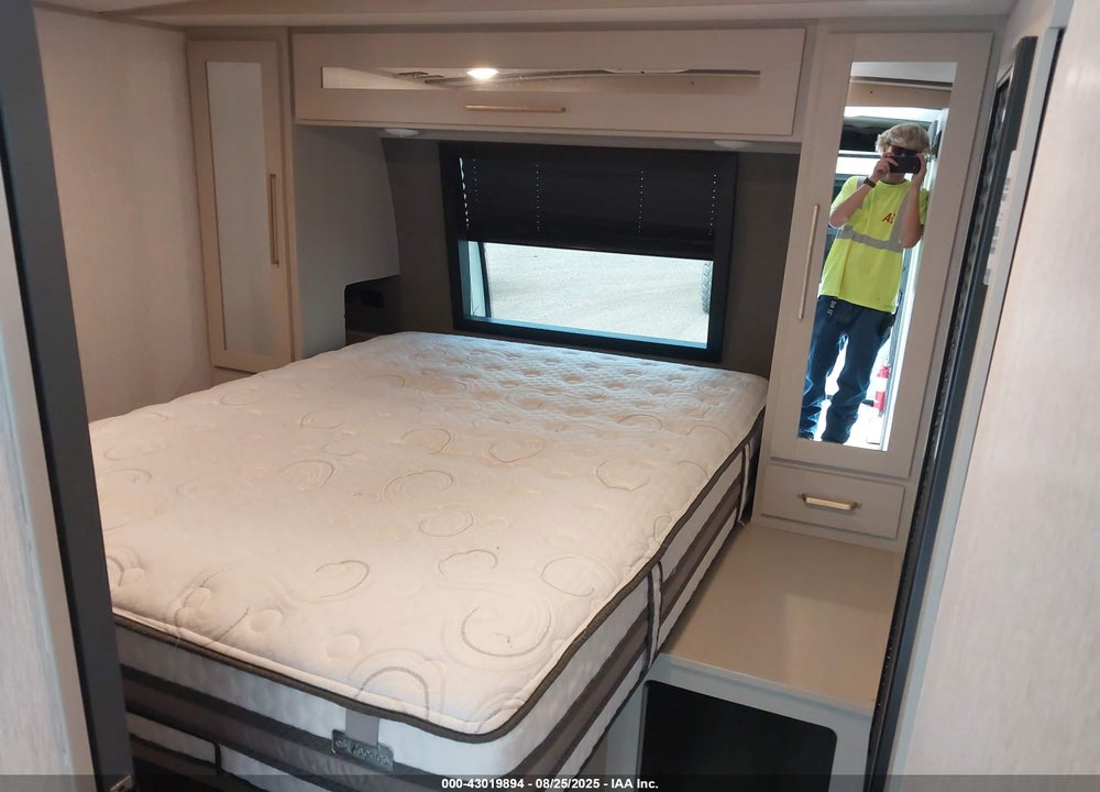 2024 FOREST RIVER OTHER VIN: 4X4TSBC23RU091863