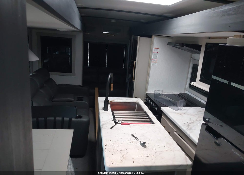 2024 FOREST RIVER OTHER VIN: 4X4TSBC23RU091863