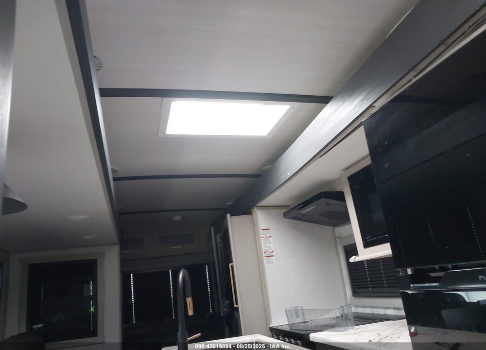 2024 FOREST RIVER OTHER VIN: 4X4TSBC23RU091863