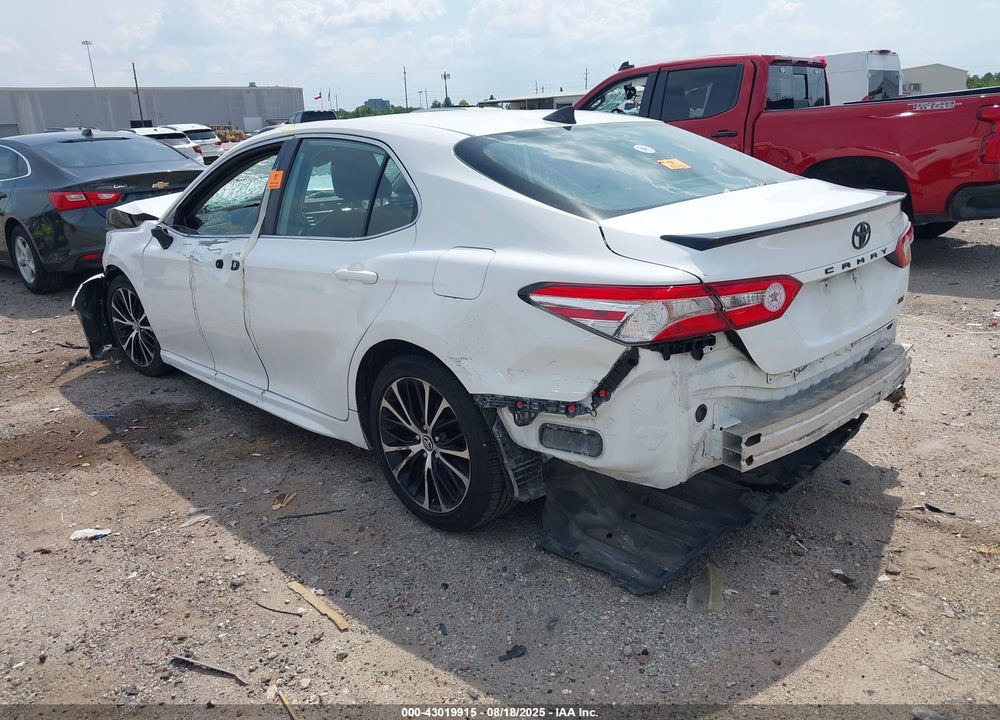 2020 TOYOTA CAMRY SE VIN: 4T1G11AK0LU331395