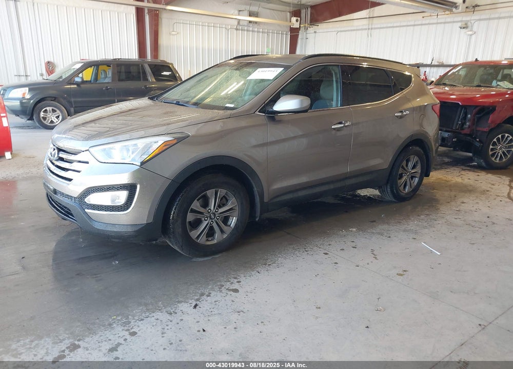 2016 HYUNDAI SANTA FE SPORT 2.4L VIN: 5XYZUDLB3GG374574
