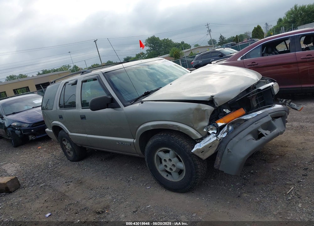 1998 CHEVROLET BLAZER VIN: 1GNDT13W6W2173668