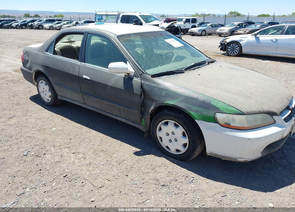 1998 HONDA ACCORD LX VIN: 1HGCG5643WA186587