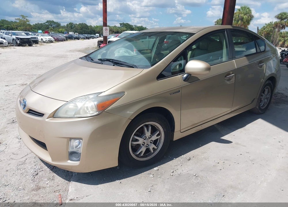 2011 TOYOTA PRIUS THREE VIN: JTDKN3DU0B1428009