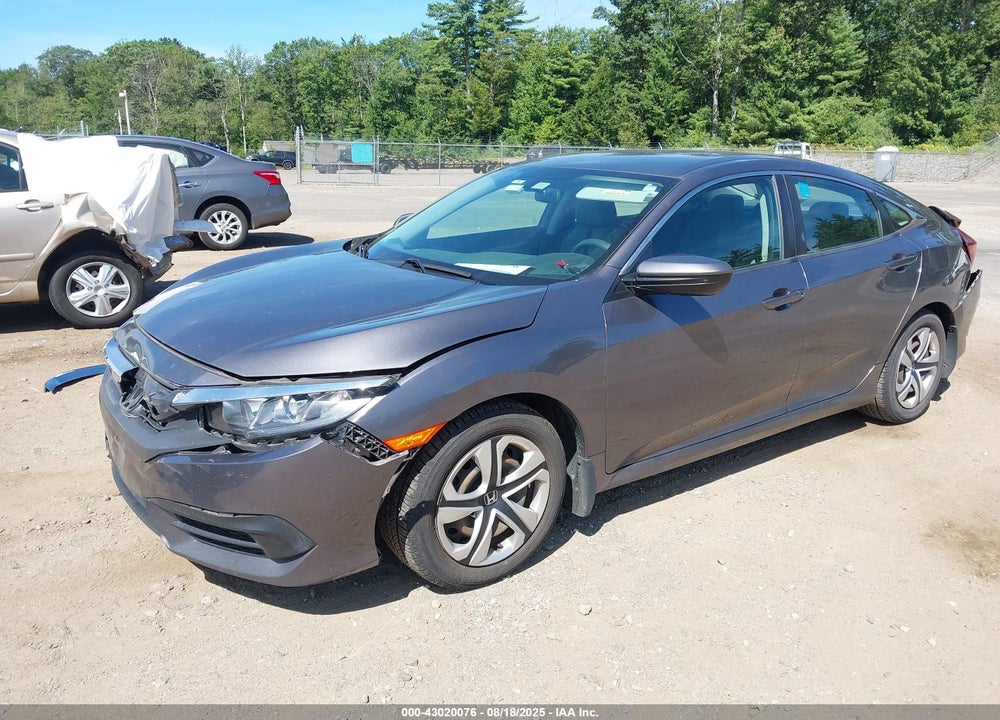 2017 HONDA CIVIC VIN: 19XFC2F52HE034833