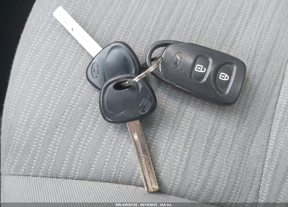 2016 HYUNDAI ACCENT VIN: KMHCT5AE7GU246991