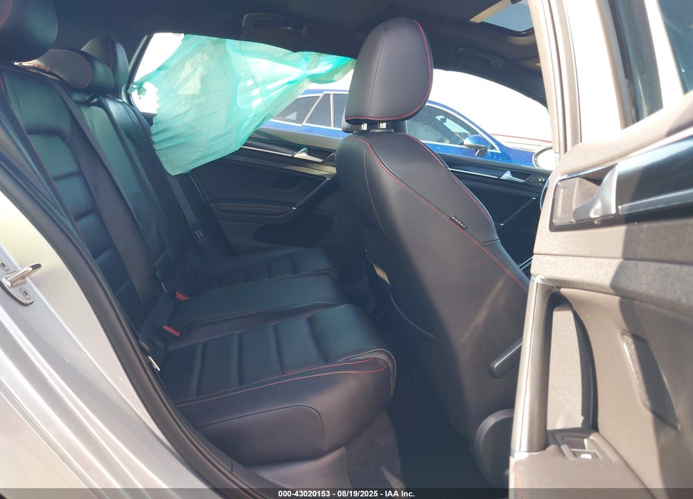 2017 VOLKSWAGEN GOLF VIN: 3VW547AU4HM054136