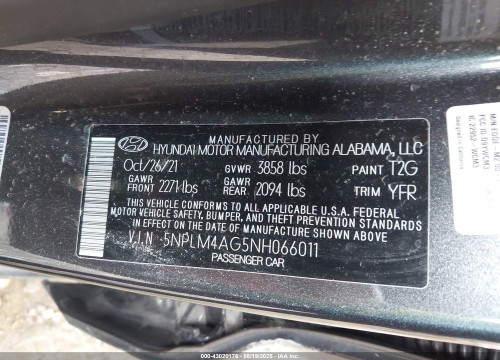2022 HYUNDAI ELANTRA VIN: 5NPLM4AG5NH066011