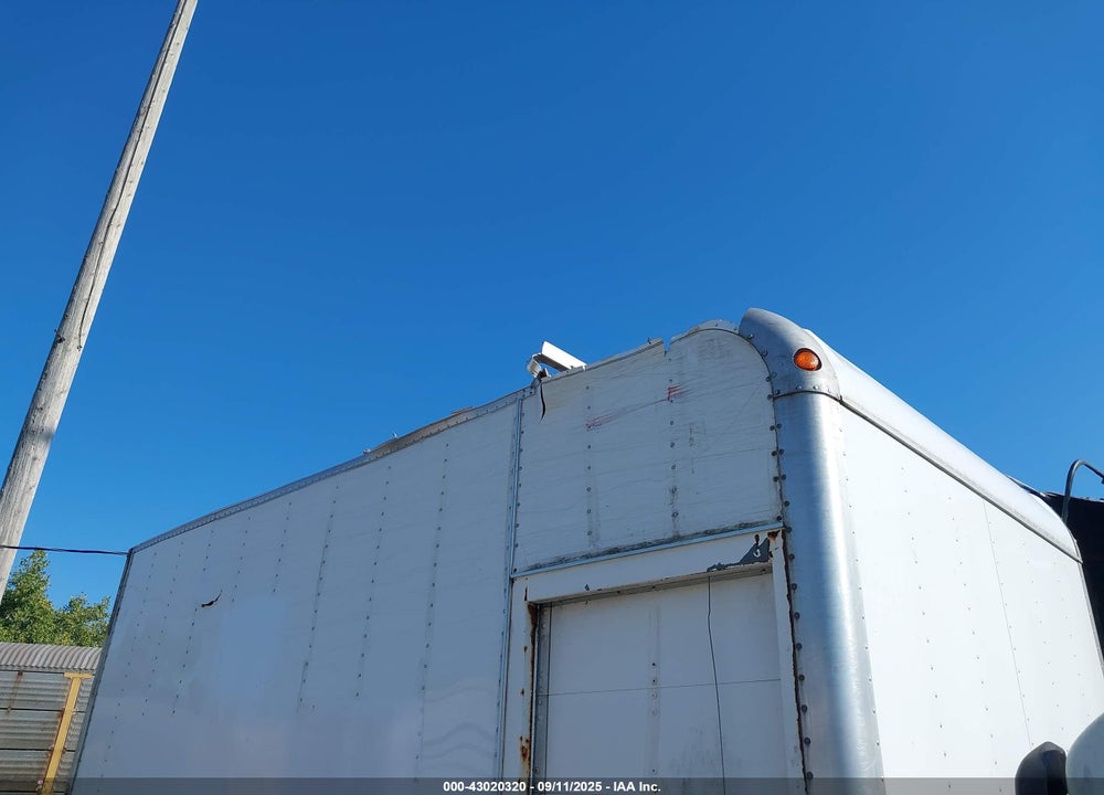 2015 ISUZU NPR DSL REG AT VIN: JALC4W161F7002569