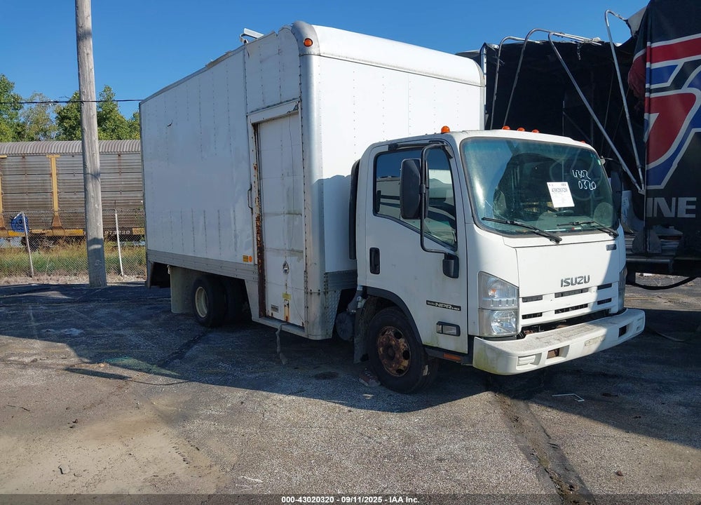 2015 ISUZU NPR DSL REG AT VIN: JALC4W161F7002569