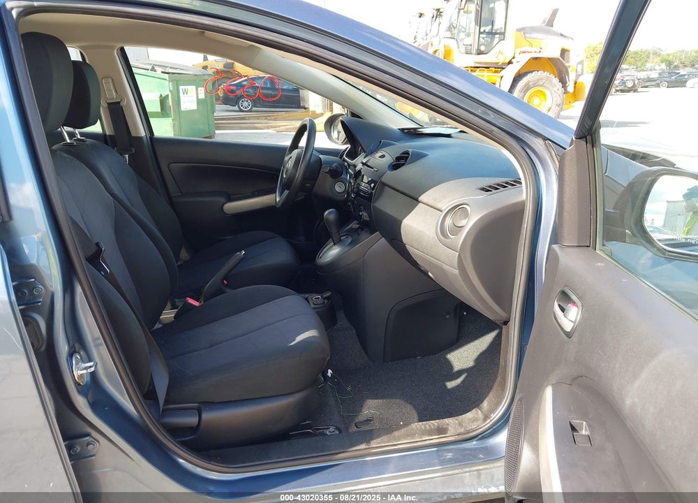2014 MAZDA 2 SPORT VIN: JM1DE1KY2E0175241
