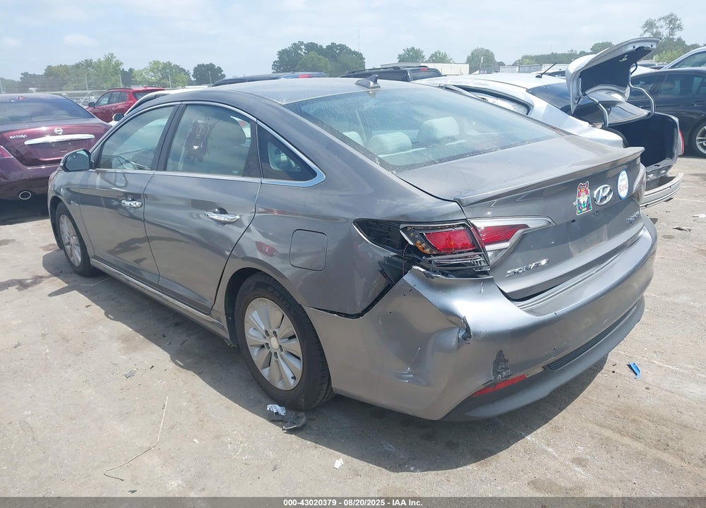 2017 HYUNDAI SONATA HYBRID SE VIN: KMHE24L18HA055941