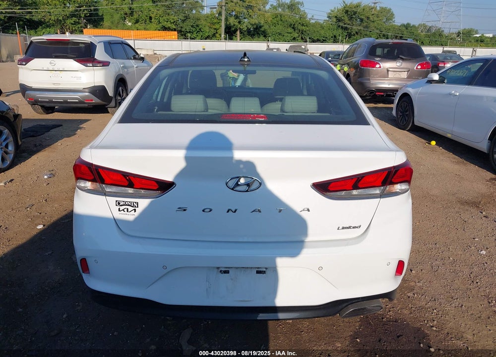 2018 HYUNDAI SONATA VIN: 5NPE34AF9JH715757