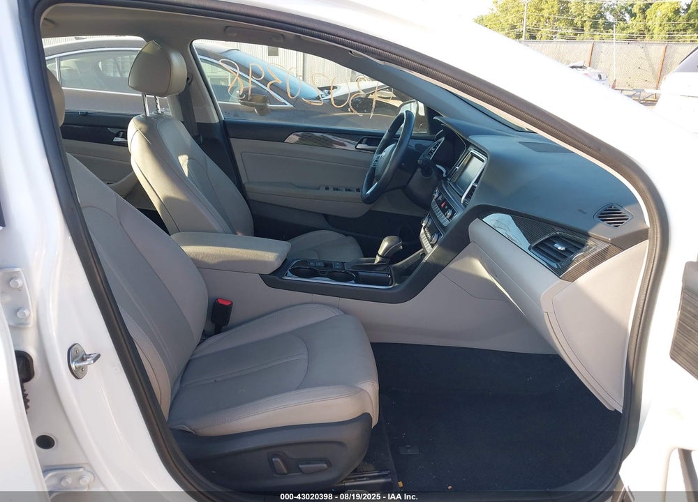 2018 HYUNDAI SONATA VIN: 5NPE34AF9JH715757