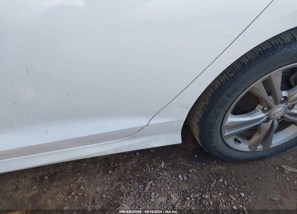 2018 HYUNDAI SONATA VIN: 5NPE34AF9JH715757