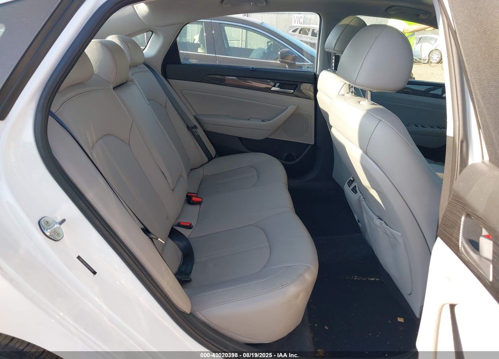 2018 HYUNDAI SONATA VIN: 5NPE34AF9JH715757