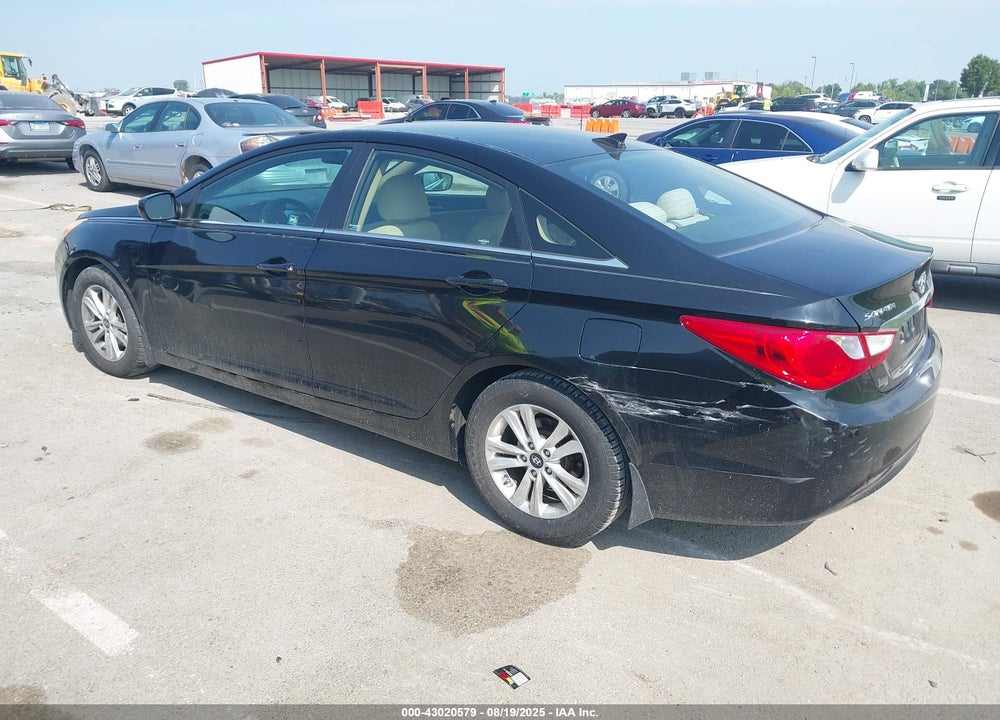 2013 HYUNDAI SONATA VIN: 5NPEB4AC0DH740088