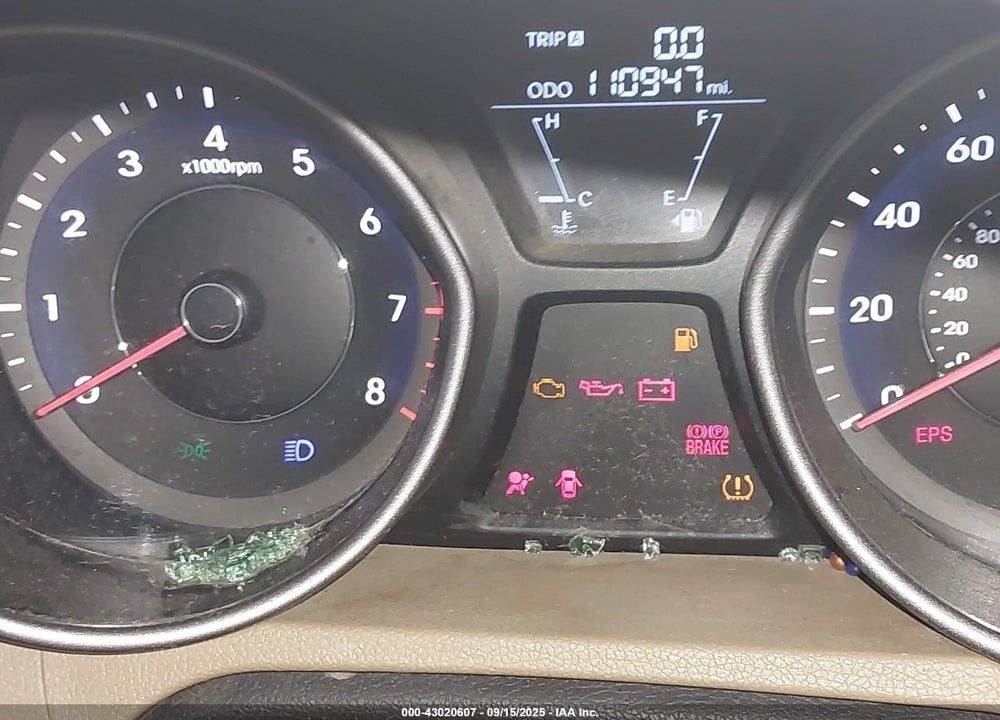 2013 HYUNDAI ELANTRA VIN: 5NPDH4AE1DH284775