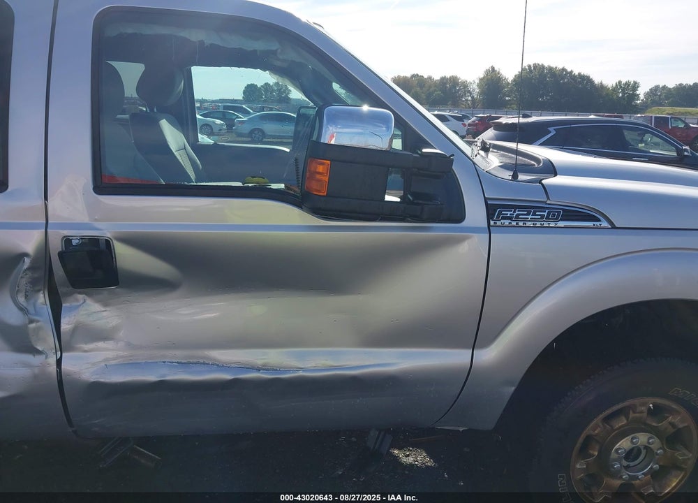 2016 FORD F-250 VIN: 1FT7W2B67GED09021