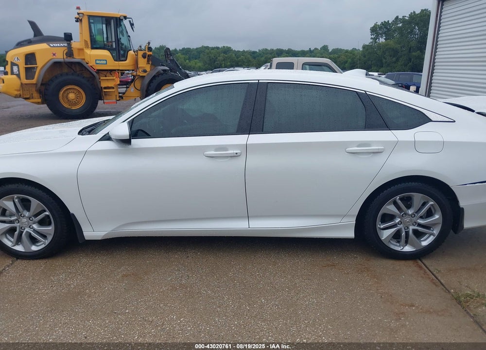2018 HONDA ACCORD LX VIN: 1HGCV1F1XJA018443