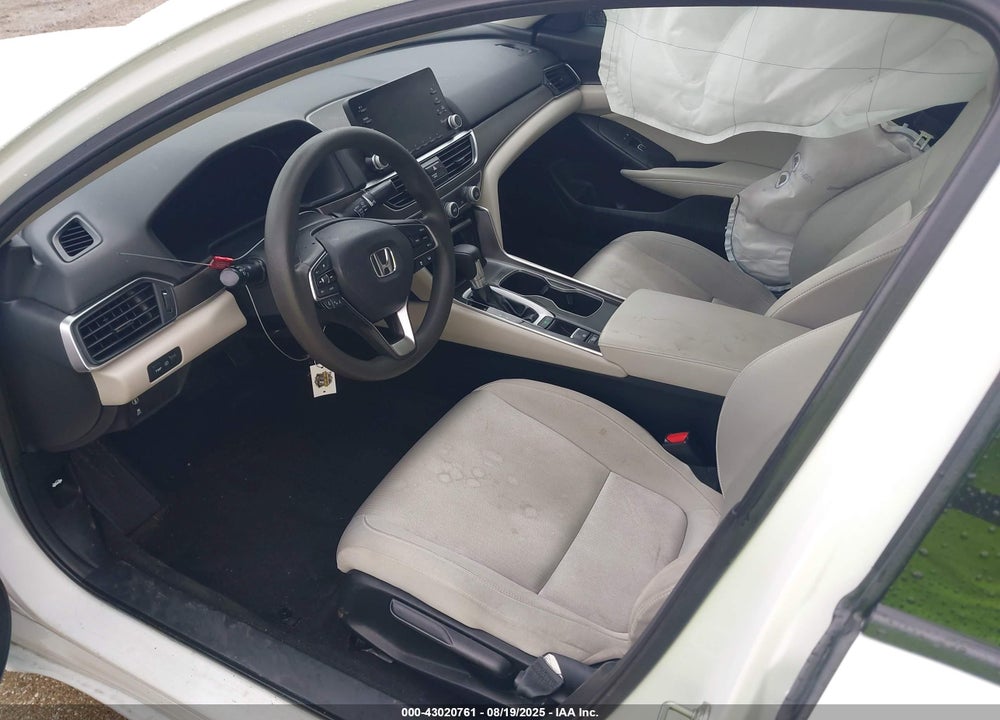 2018 HONDA ACCORD LX VIN: 1HGCV1F1XJA018443