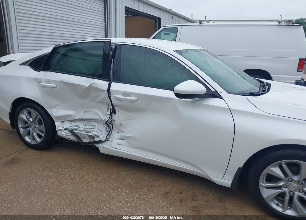 2018 HONDA ACCORD LX VIN: 1HGCV1F1XJA018443