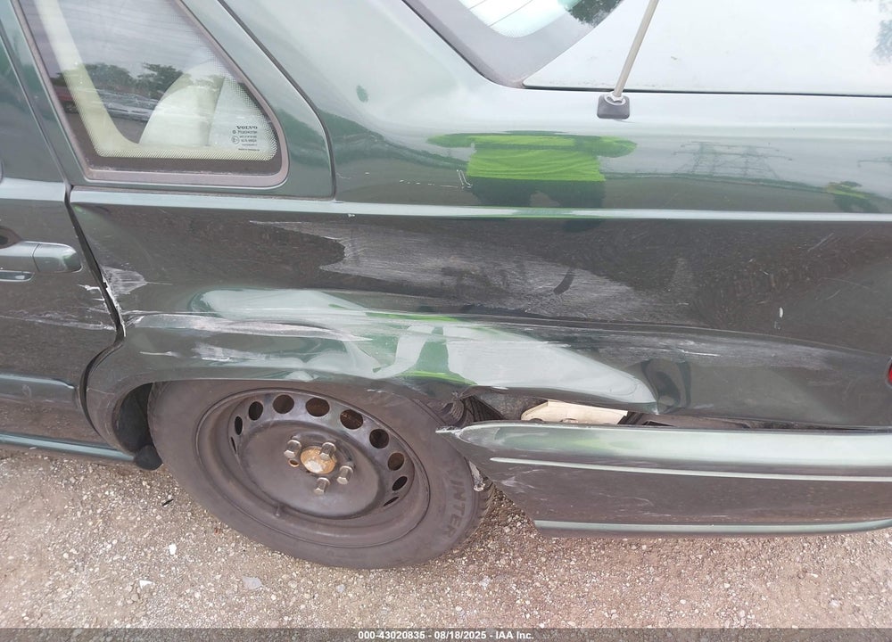 2000 VOLVO S70 VIN: YV1LS56D4Y2656632