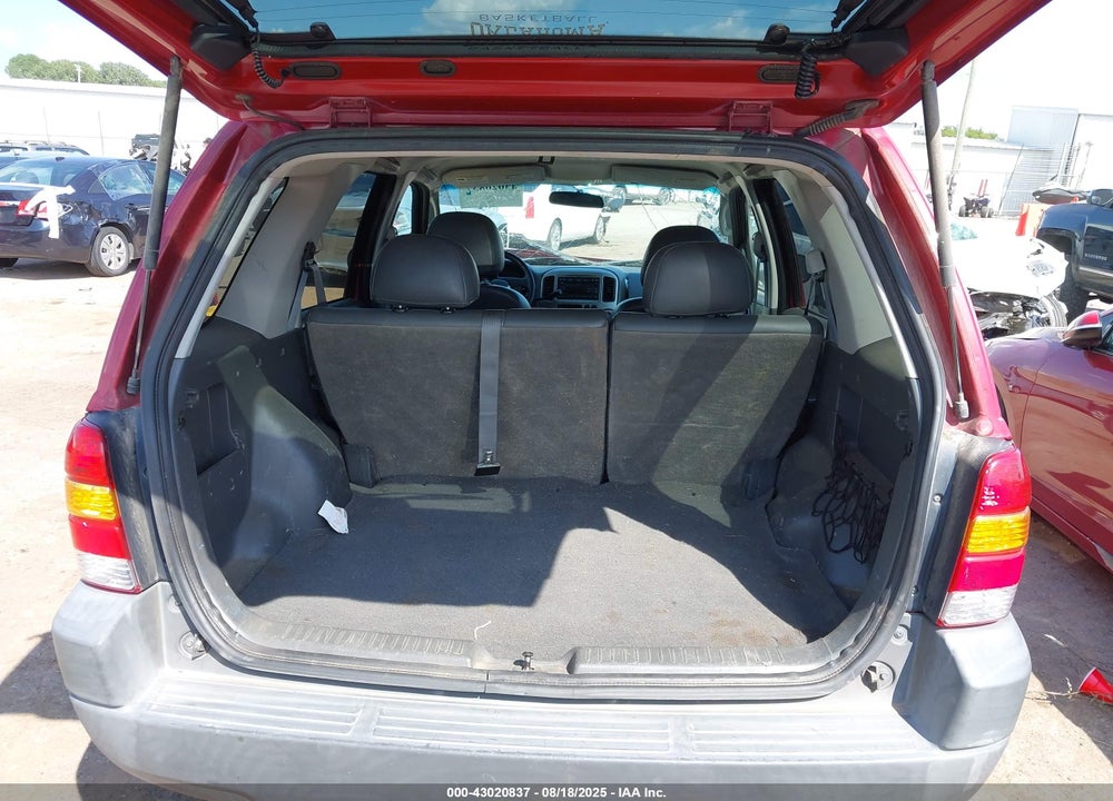 2004 FORD ESCAPE XLT VIN: 1FMYU93114KB43304
