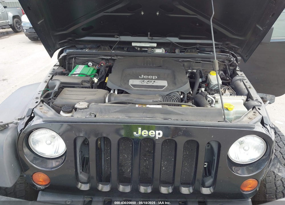 2012 JEEP WRANGLER UNLIMITED VIN: 1C4BJWDG3CL221871