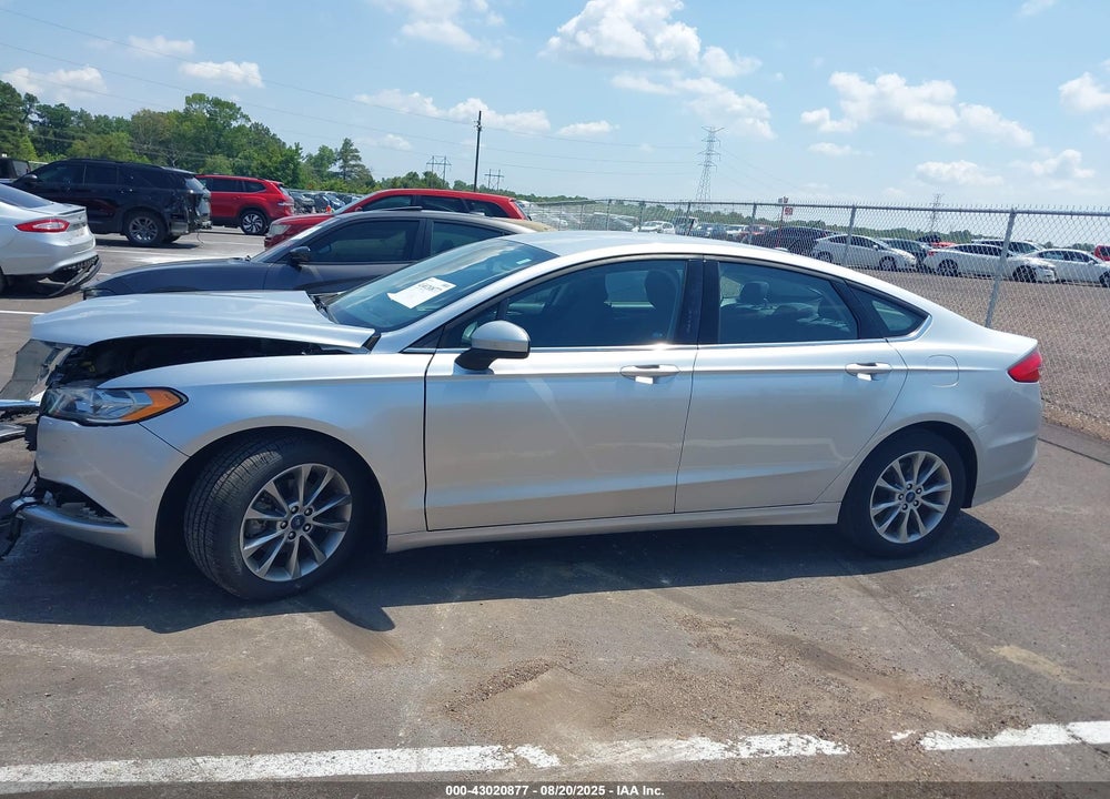 2017 FORD FUSION VIN: 3FA6P0H72HR411022