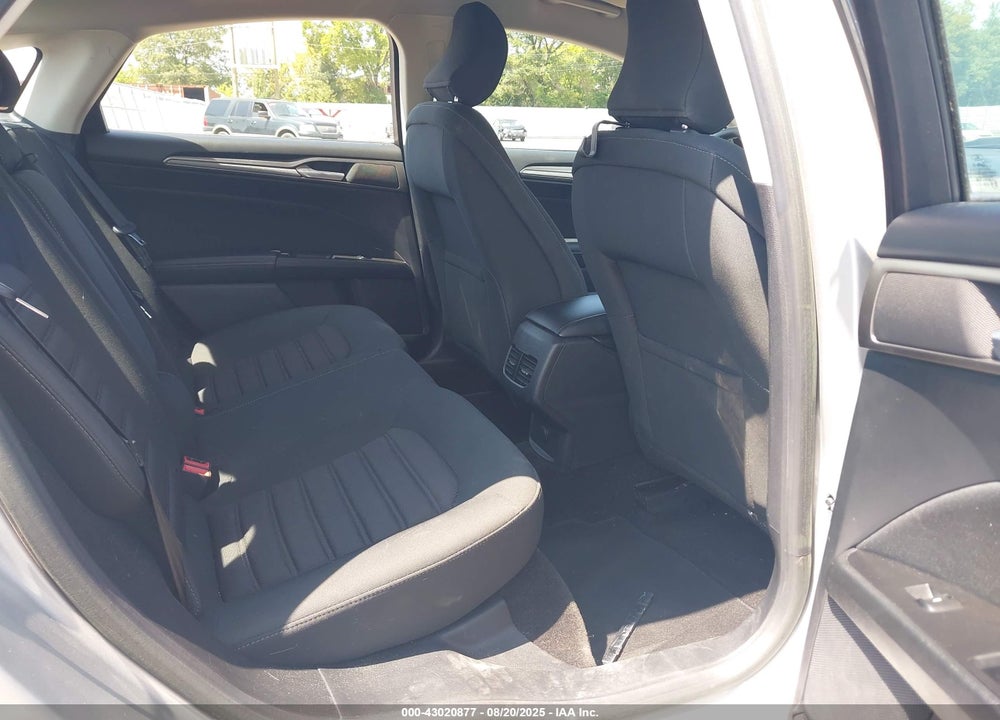 2017 FORD FUSION VIN: 3FA6P0H72HR411022