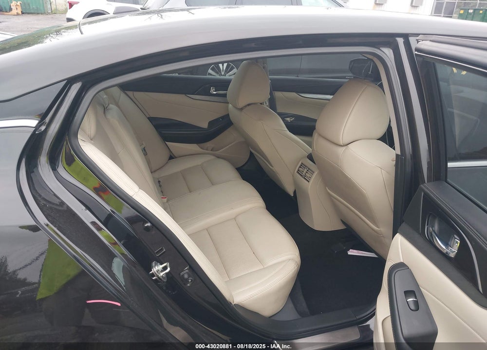 2017 NISSAN MAXIMA VIN: 1N4AA6AP7HC420869