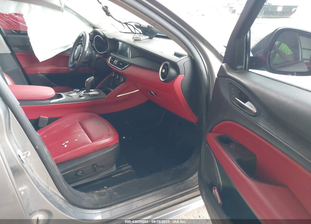 2020 ALFA ROMEO STELVIO VIN: ZASPAKAN1L7C99583