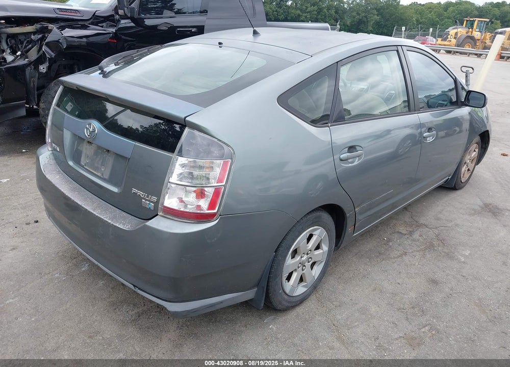 2004 TOYOTA PRIUS VIN: JTDKB22U640013890