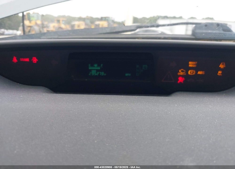 2004 TOYOTA PRIUS VIN: JTDKB22U640013890