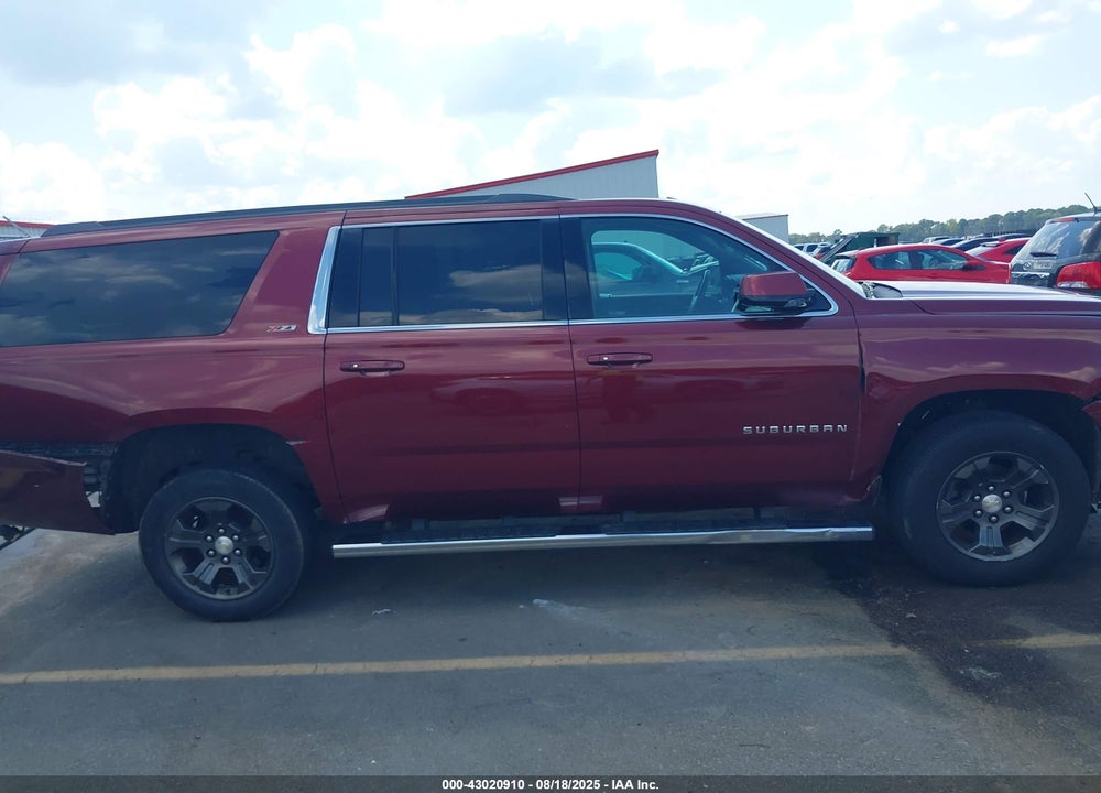 2016 CHEVROLET SUBURBAN VIN: 1GNSKHKC2GR179664