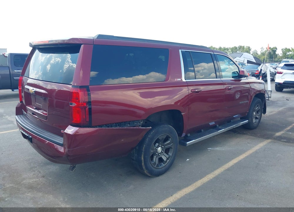 2016 CHEVROLET SUBURBAN VIN: 1GNSKHKC2GR179664