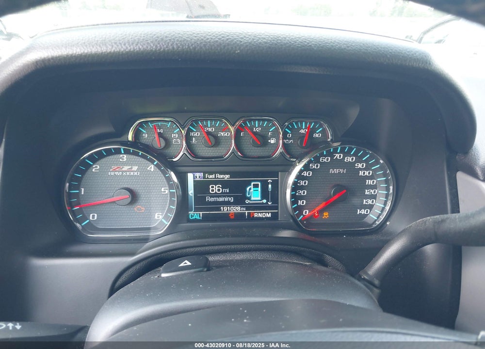 2016 CHEVROLET SUBURBAN VIN: 1GNSKHKC2GR179664