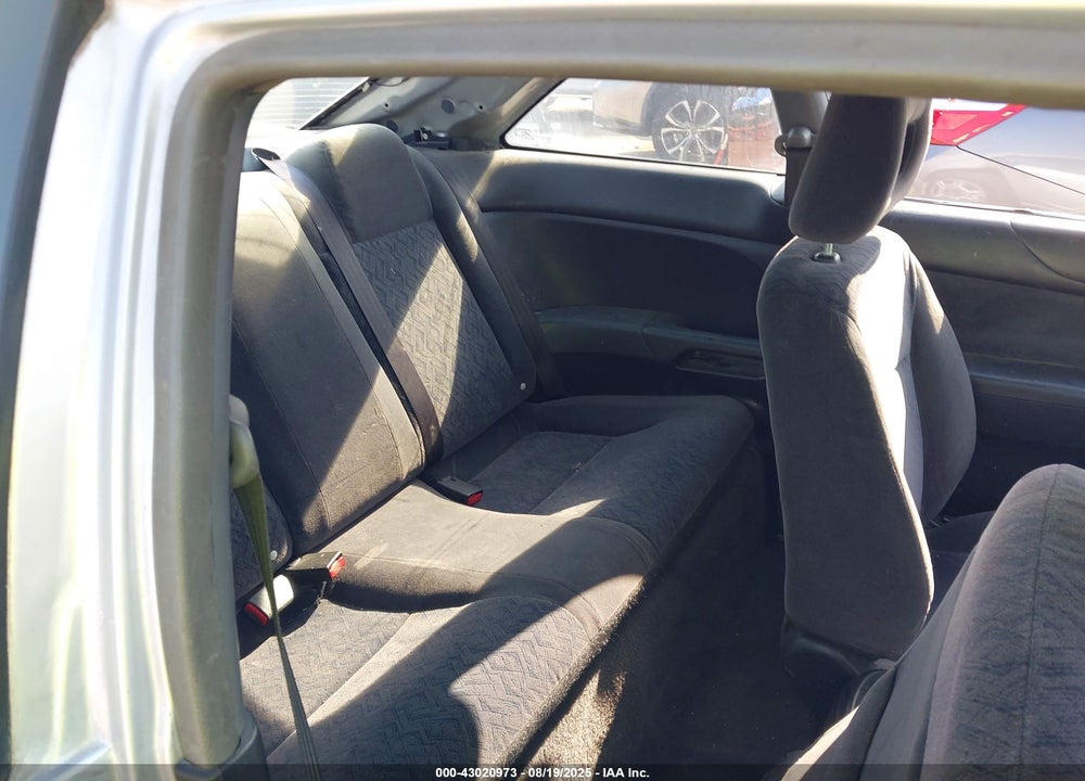 2001 HONDA CIVIC LX VIN: 1HGEM22531L112534